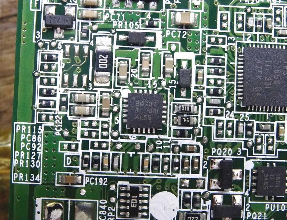 宏碁 ACER Aspire V5-472PG 筆記型電腦不過電維修