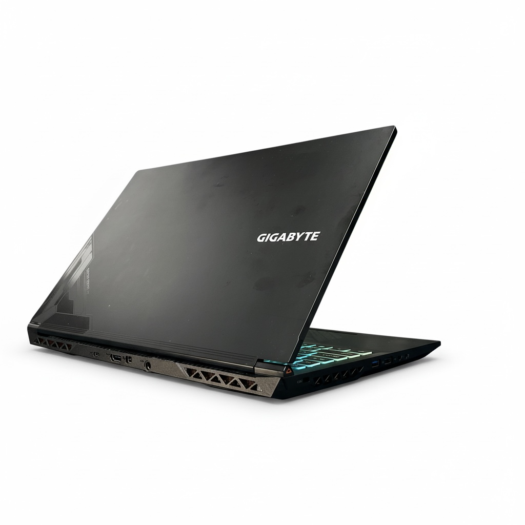 GIGABYTE G5 KF5 (2)