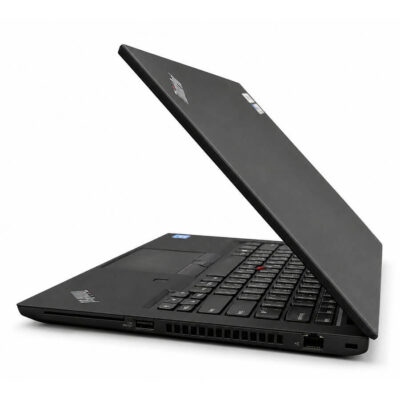 Lenovo ThinkPad T14 Gen2 右側連接埠展示,USB、HDMI、耳機孔及記憶卡插槽