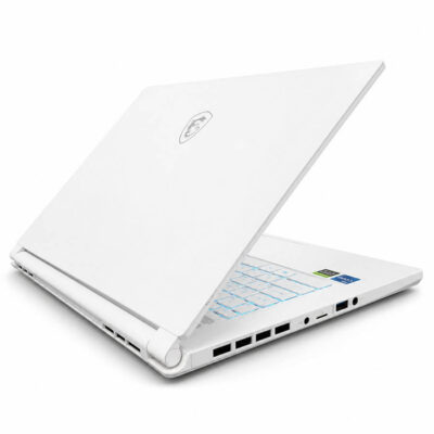 MSI Stealth 15M A11SEK 白色筆電左後側外觀與連接埠