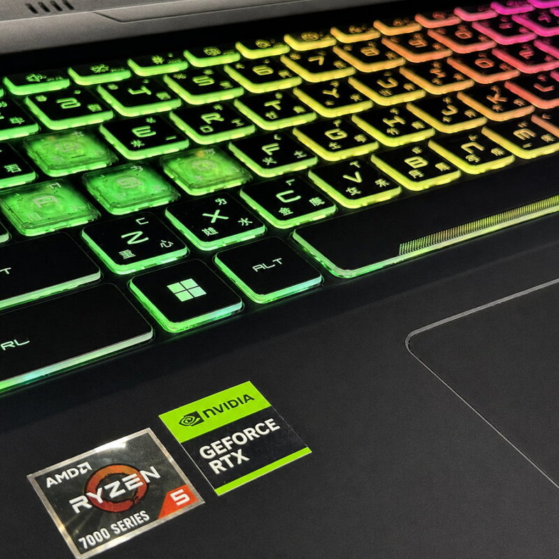 MSI Bravo 15 C7VFK 電競筆電鍵盤與觸控板