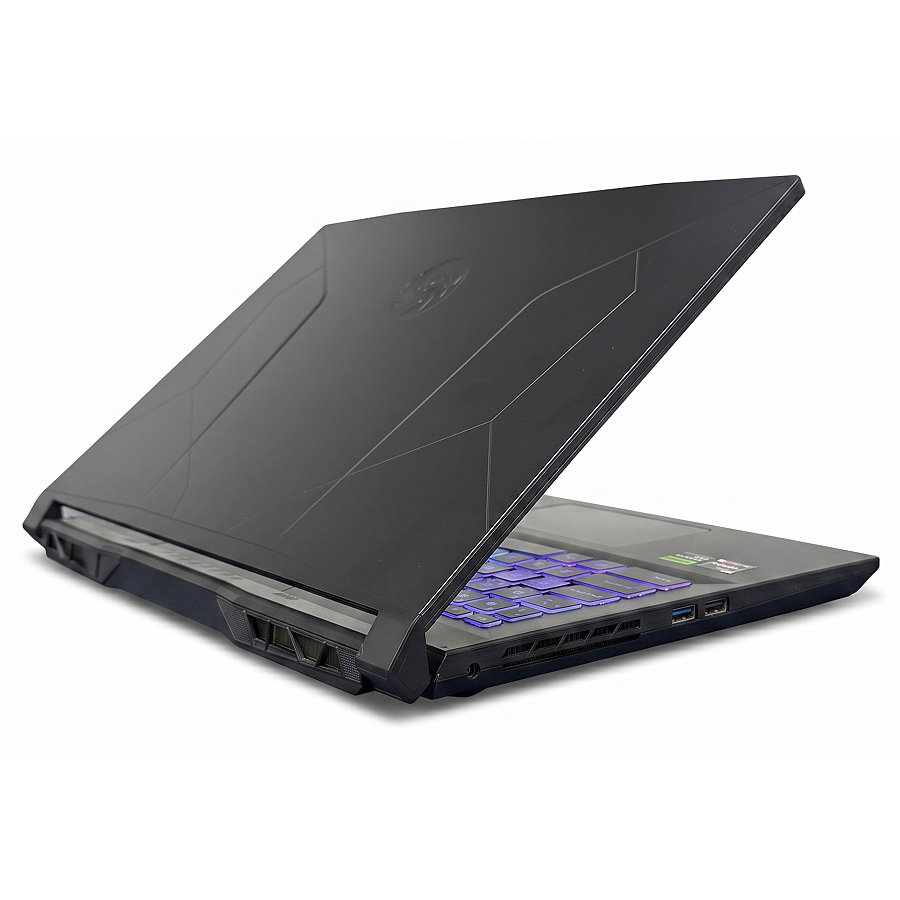 MSI Bravo 15 C7VFK left side MSI Bravo 15 C7VFK 電競筆電左側外觀