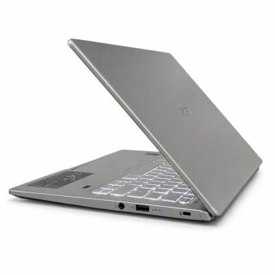 Acer Swift 3 SF314-511 二手筆電右側接口實拍