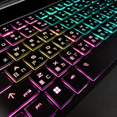 OMEN Gaming Laptop R07 電競筆電背光鍵盤細節