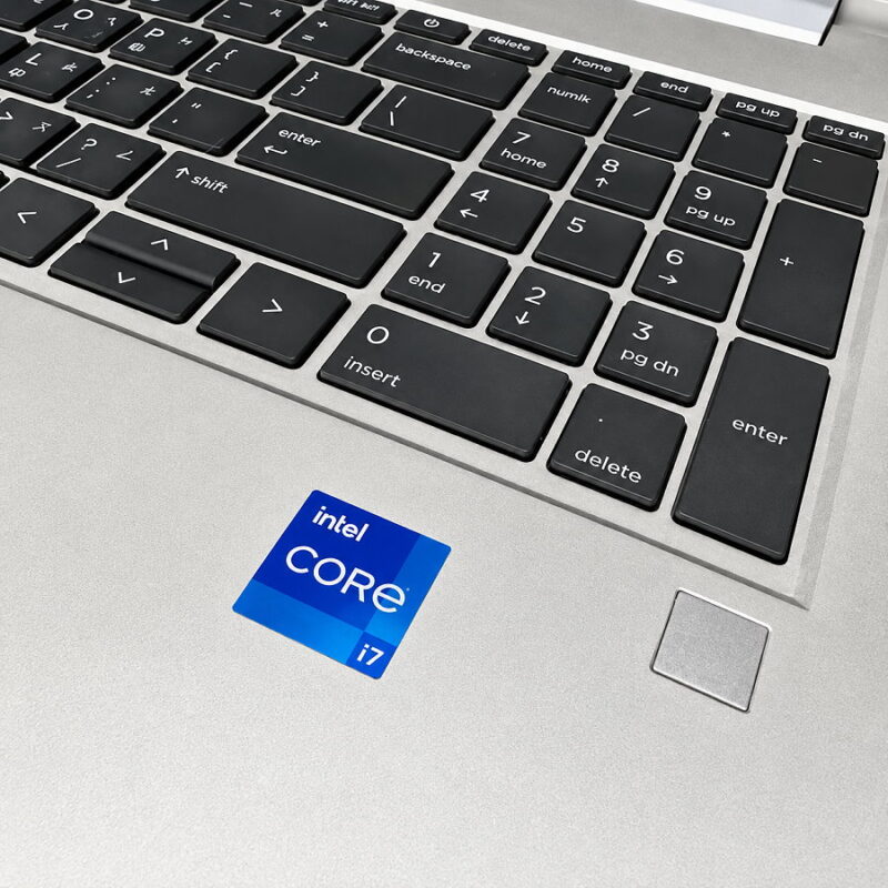 HP ProBook 450 G8 鍵盤數字鍵與指紋辨識